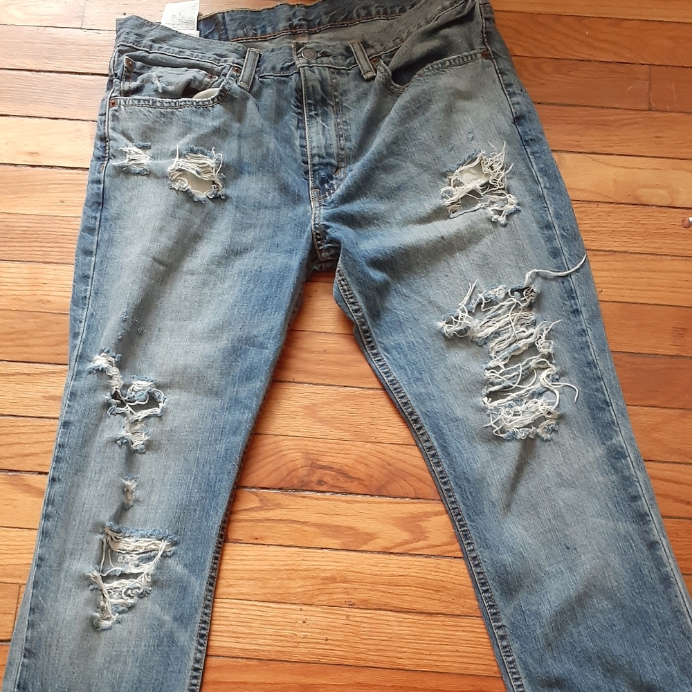 MEN LEVI STRAUSS  511 SLIM FIT DISTRESSED JEANS